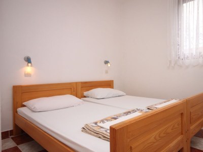 Apartment One bedroom apartment with terrace Starigrad, Paklenica A-6618-a - Outdoor photo 10