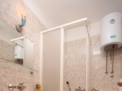 Apartment One bedroom apartment with terrace Starigrad, Paklenica A-6618-a - Outdoor photo 13