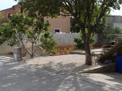 Apartment One bedroom apartment with terrace Starigrad, Paklenica A-6618-b - Outdoor photo 6