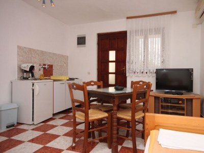 Apartment One bedroom apartment with terrace Starigrad, Paklenica A-6618-b - Outdoor photo 10