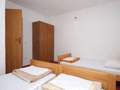 Apartment One bedroom apartment with terrace Starigrad, Paklenica A-6618-b - Outdoor photo 13