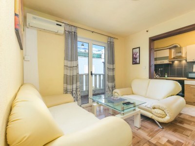 Apartment Two bedroom apartment with terrace Kaštel Štafilić, Kaštela A-24155-b - Outdoor photo 14