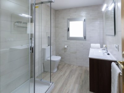 Villa Portilet - Ferienhaus Mit Privatem Pool In Barx - Features photo 22