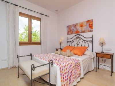 Villa S'albarcoquer - Villa With Private Pool In S'horta - Features photo 13