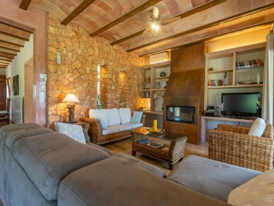 Villa S'albarcoquer - Villa With Private Pool In S'horta - Features photo 19