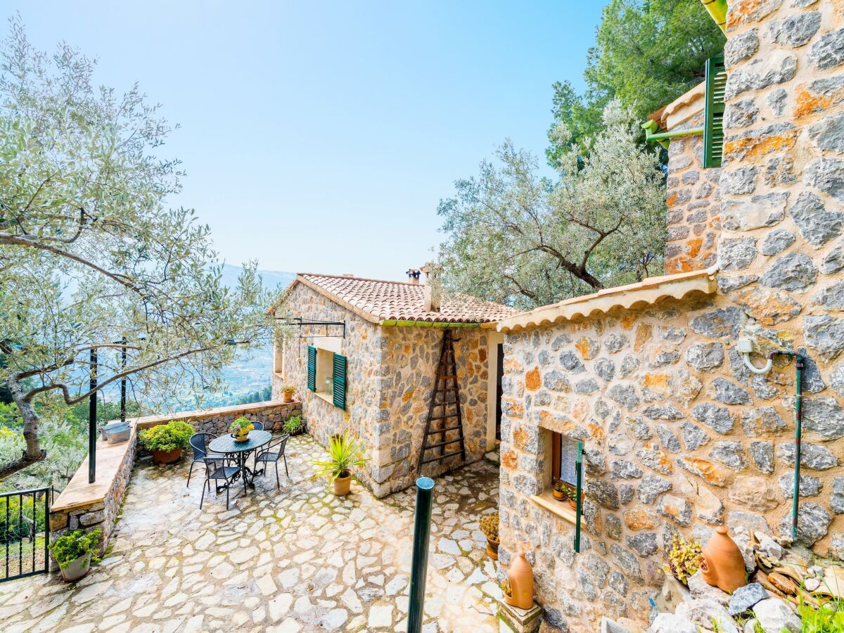 Holiday house S'olivaret (fornalutx) - Country House. Free Wifi