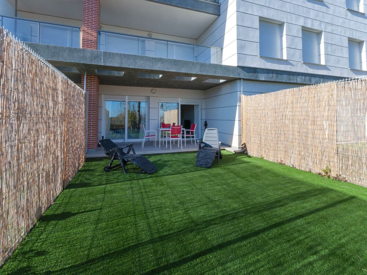 Apartment Happy  - Apartment In Urbanització Platja D'oliva - Outdoor photo 4