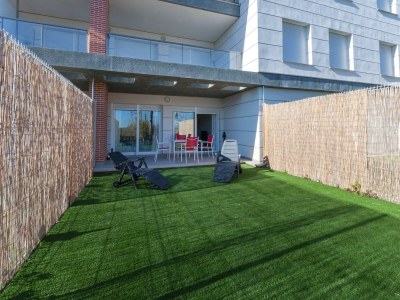 Apartment Happy  - Apartment In Urbanització Platja D'oliva - Outdoor photo 4