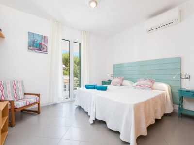Holiday house Can Roig (caldes) - House In Colònia De Sant Pere - Features photo 18
