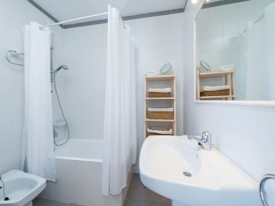 Holiday house Can Roig (caldes) - House In Colònia De Sant Pere - Features photo 25