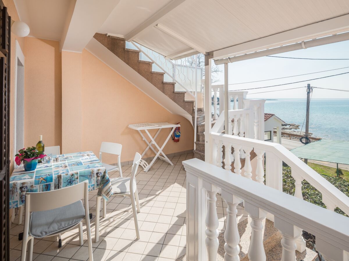 Apartment Two bedroom apartment near beach Zambratija, Umag A-2557-a