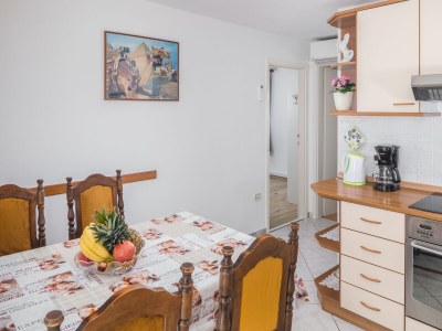 Apartment Two bedroom apartment near beach Zambratija, Umag A-2557-a - Outdoor photo 16