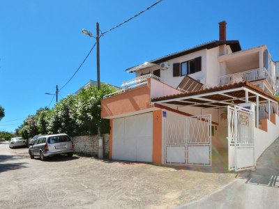 Apartment Two bedroom apartment near beach Arbanija, Čiovo A-8651-c - Outdoor photo 2