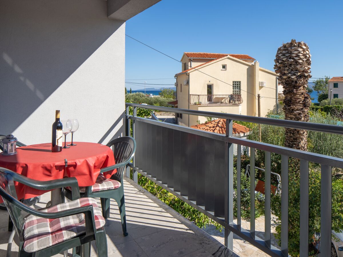 Apartment Studio flat with terrace and sea view Duće, Omiš AS-16877-d