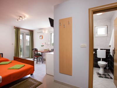 Apartment Studio flat with terrace and sea view Duće, Omiš AS-16877-d - Outdoor photo 10