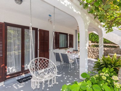 Apartment Two bedroom apartment with terrace Njivice, Krk A-17010-a - Outdoor photo 21