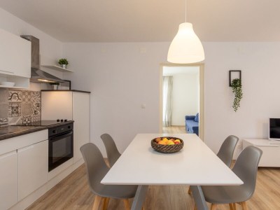 Apartment Two bedroom apartment with terrace Njivice, Krk A-17010-b - Outdoor photo 10