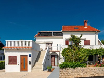 Holiday room with terrace Njivice, Krk S-17010-a - Outdoor photo 2