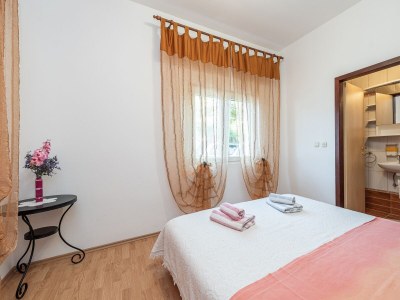 Apartment Three bedroom apartment near beach Vir - Lozice, Vir A-18576-a - Outdoor photo 12