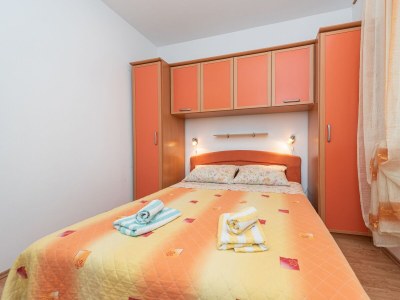 Apartment Three bedroom apartment near beach Vir - Lozice, Vir A-18576-a - Outdoor photo 14