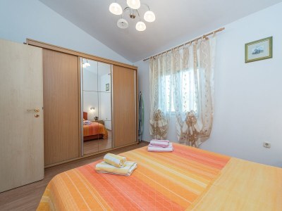 Apartment Three bedroom apartment near beach Vir - Lozice, Vir A-18576-a - Outdoor photo 16