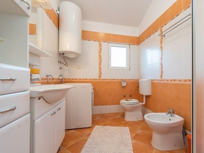 Apartment Three bedroom apartment near beach Vir - Lozice, Vir A-18576-a - Outdoor photo 18