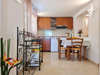 Apartment One bedroom apartment near beach Šilo, Krk A-18740-a - Outdoor photo 11