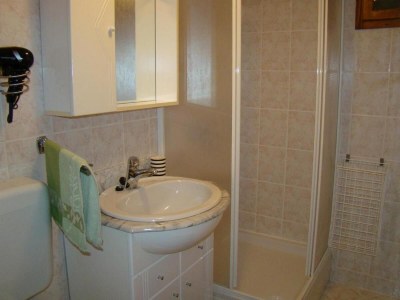 Holiday house Four-bedroom house with terrace Orlec, Cres K-19938 - Outdoor photo 22