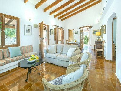 Villa Villa in Pollensa with Stunning Mountain Views - Features photo 20