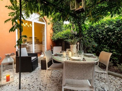 Holiday house Geräumiges Apartment mit privatem Garten - Outdoor photo 28