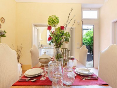 Holiday house Geräumiges Apartment mit privatem Garten - Outdoor photo 51