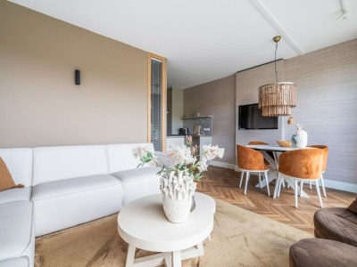 Holiday house Inviting apartment with a garden - Features photo 13