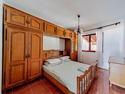 Apartment Comfortable and spacious apartment near beach Lumbarda, Korčula A-21290-a - Outdoor photo 32