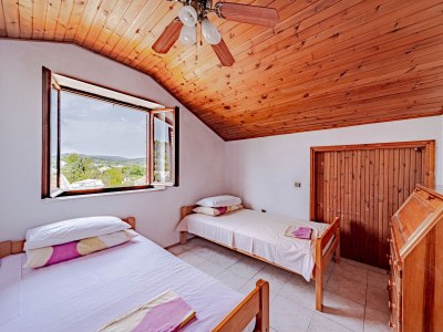 Apartment Comfortable and spacious apartment near beach Lumbarda, Korčula A-21290-a - Outdoor photo 33