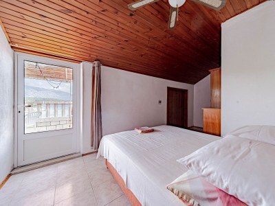 Apartment Comfortable and spacious apartment near beach Lumbarda, Korčula A-21290-a - Outdoor photo 34