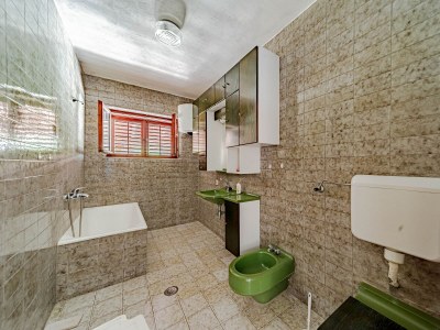 Apartment Comfortable and spacious apartment near beach Lumbarda, Korčula A-21290-a - Outdoor photo 36