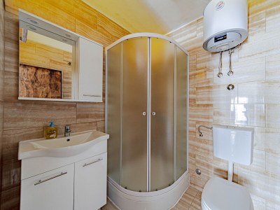 Apartment Comfortable and spacious apartment near beach Lumbarda, Korčula A-21290-a - Outdoor photo 37