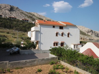 Apartment Two bedroom apartment near beach Metajna, Pag A-6497-f - Outdoor photo 5