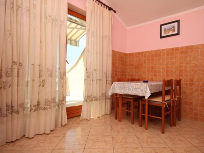 Apartment Two bedroom apartment near beach Metajna, Pag A-6497-f - Outdoor photo 16