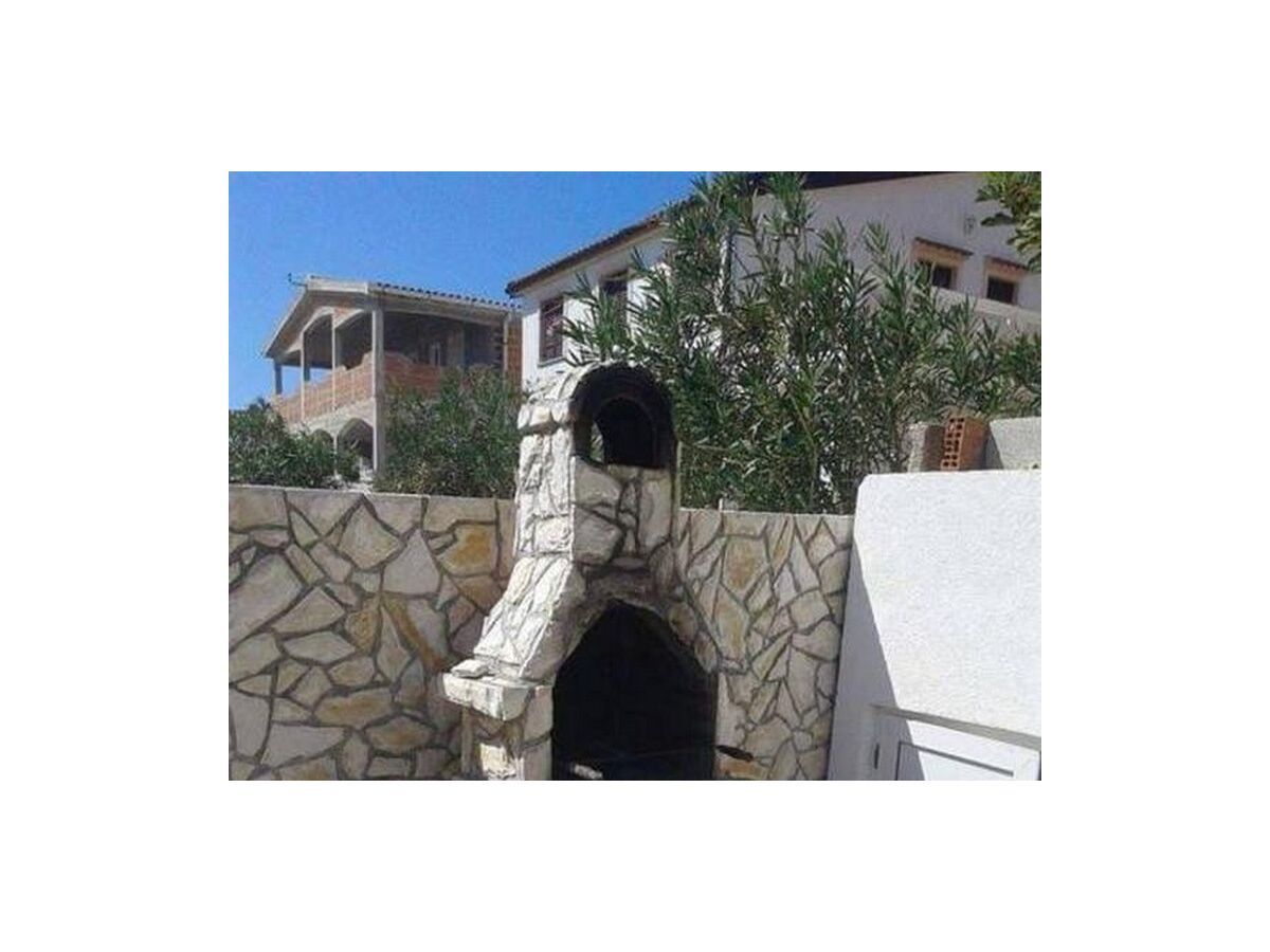 Apartment One bedroom apartment with terrace Vir - Lozice, Vir A-22083-b - Outdoor photo 3