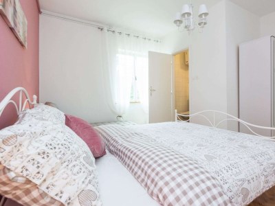 Apartment Three bedroom apartment with terrace Bibinje, Zadar A-23089-a - Outdoor photo 9