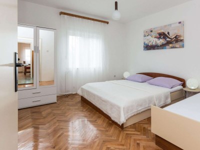 Apartment Two bedroom apartment with terrace Bibinje, Zadar A-23089-b - Outdoor photo 10