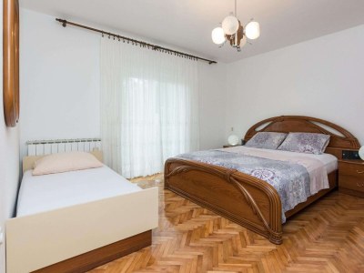 Apartment Two bedroom apartment with terrace Bibinje, Zadar A-23089-b - Outdoor photo 11