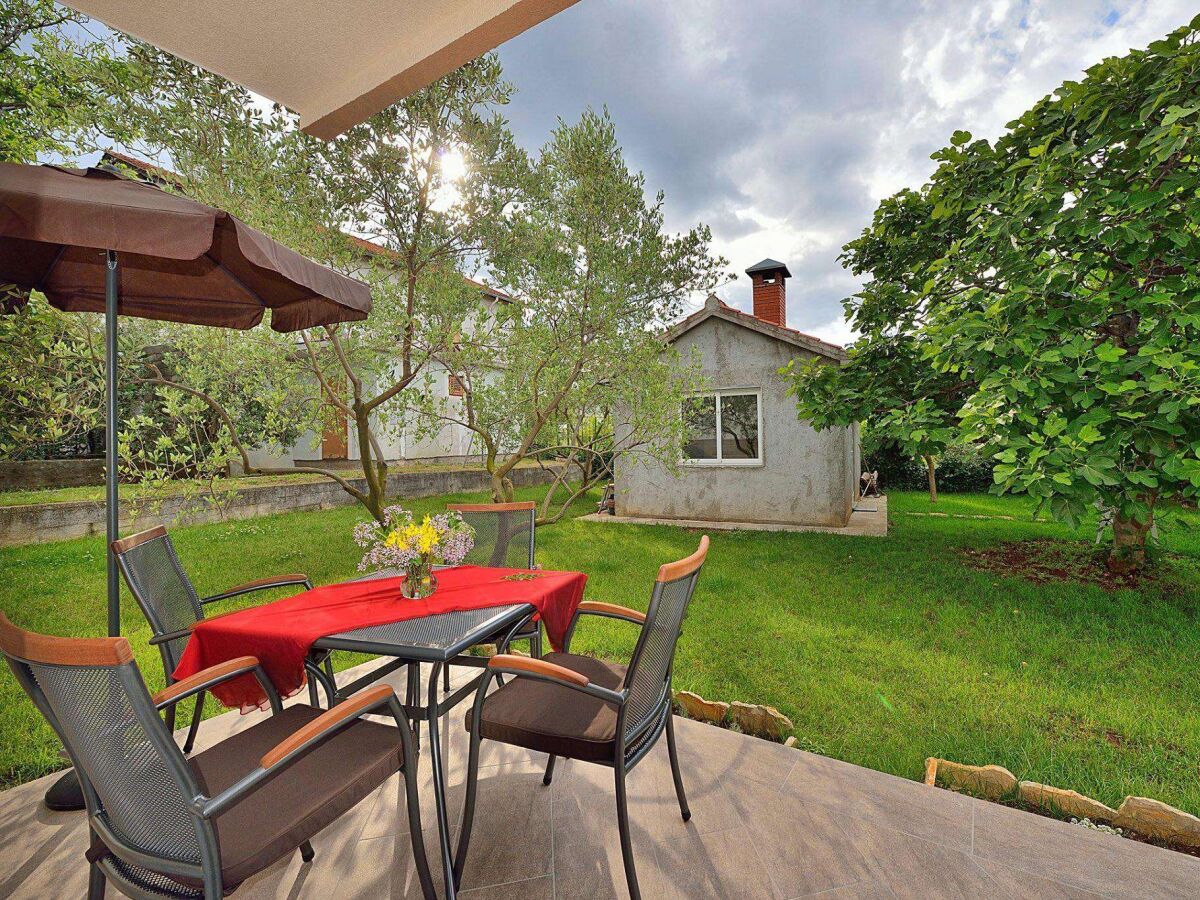 Apartment Studio flat with terrace Bibinje, Zadar AS-23089-a