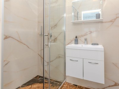 Holiday house Four-bedroom house with terrace Vir - Lozice, Vir K-23513 - Outdoor photo 27