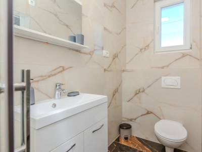 Holiday house Four-bedroom house with terrace Vir - Lozice, Vir K-23513 - Outdoor photo 28