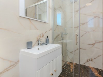 Holiday house Four-bedroom house with terrace Vir - Lozice, Vir K-23513 - Outdoor photo 29