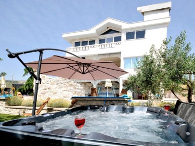 Holiday house Four-bedroom house with terrace and sea view Plano, Trogir K-23902 - Outdoor photo 14