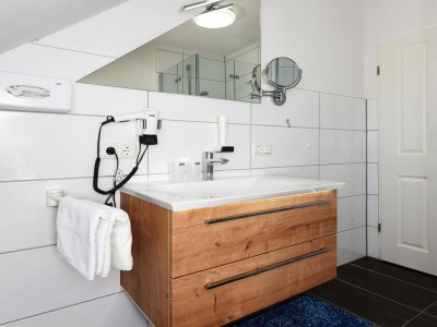 Apartment Ferienwohnung alkon zur Sonnenseite in Bensersiel - Features photo 40