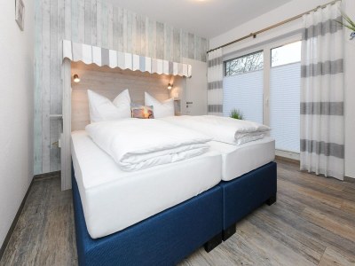 Apartment Moderne Ferienwohnung mit Terrasse in ruhiger Lage - Features photo 5